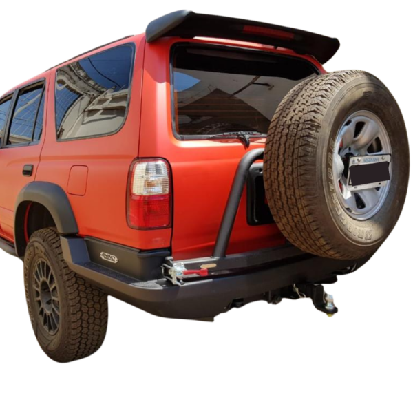 Bumper Trasero Rhino 4x4 Con Tranquera Porta Auxilio Para T Sw4 98-04, Pintado Epoxi Negro, Para Uso Off Road