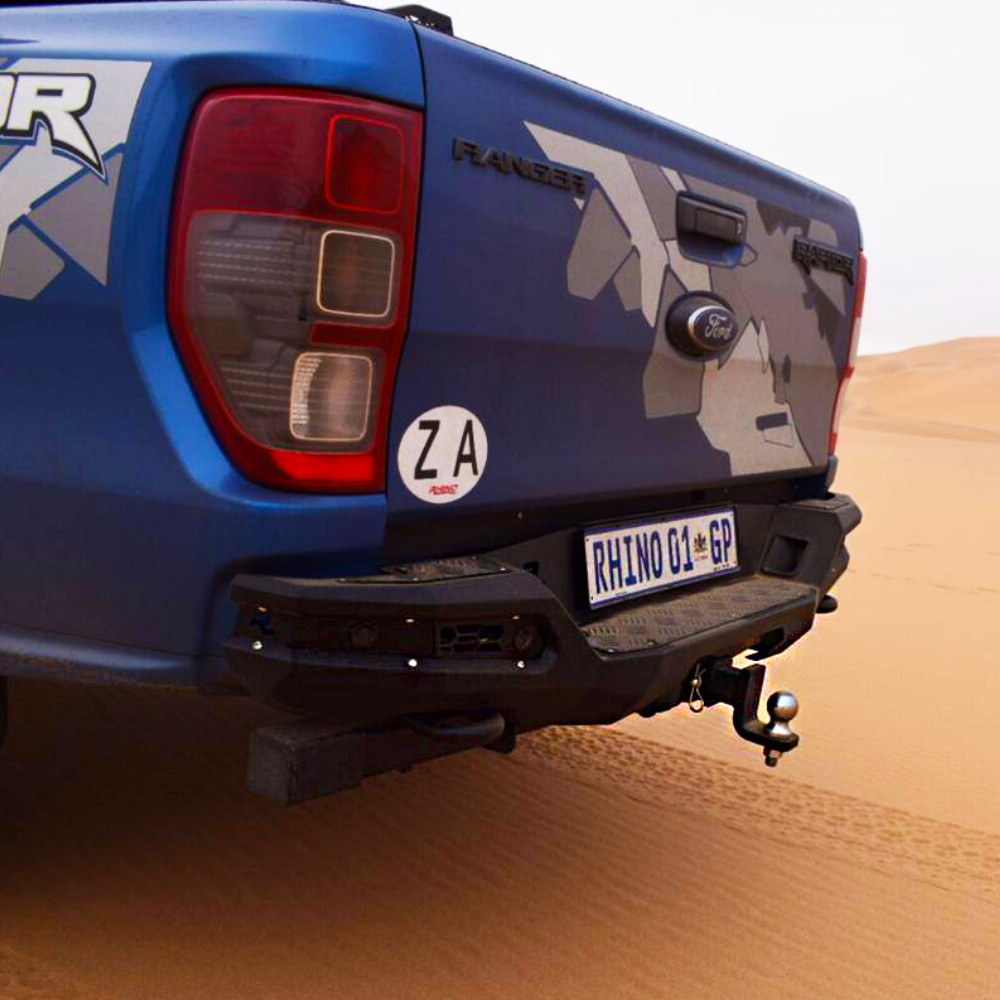Bumper Trasero Rhino 4x4 Evo 3 Para F Ranger Raptor 2019+ C/ Sensores Negro Epoxi