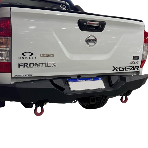 Bumper Trasero Rhino 4x4 Evo 3 Para N Frontier Np300 16+ Con Sensor, Negro Epoxi