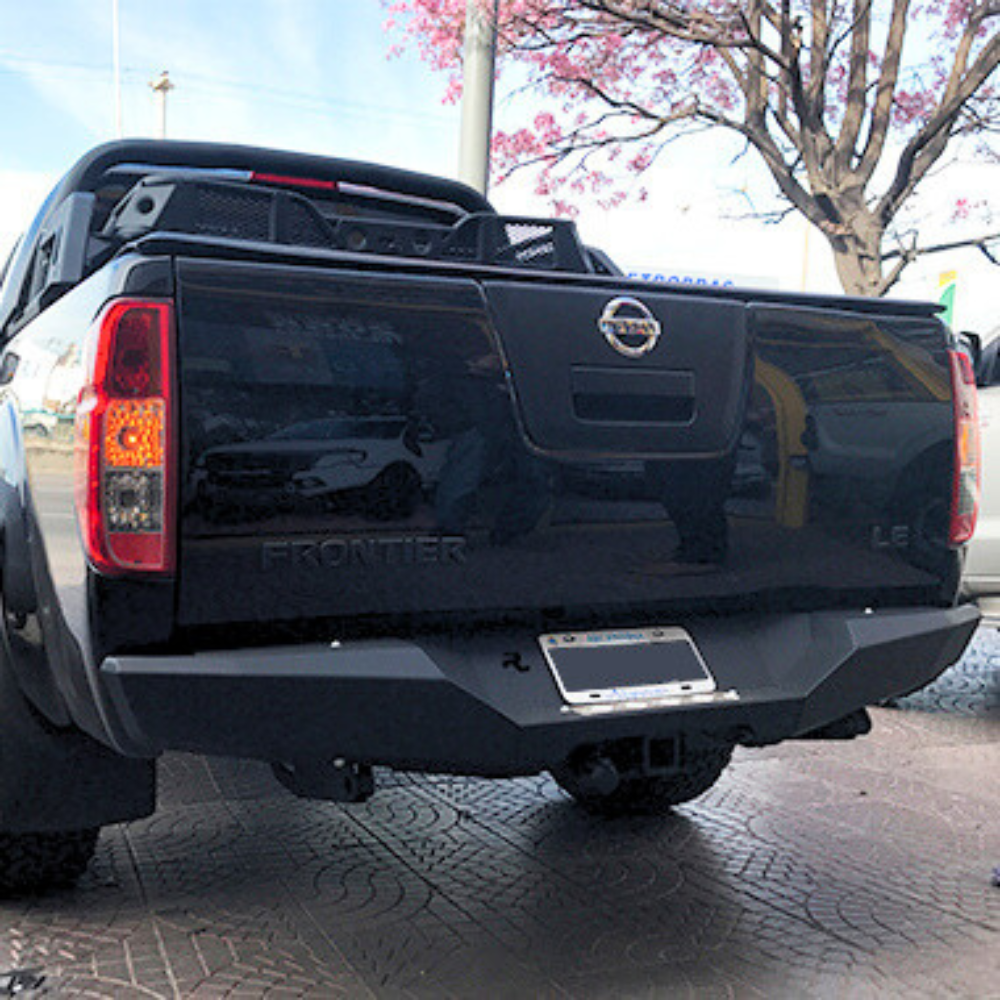 Bumper Trasero Rhino 4x4 Evo 3 Para N. Frontier/navara D40 (thailand Spec), Negro Epoxi
