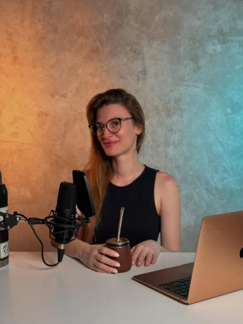 Yanina Bacigalupo grabando contenido
